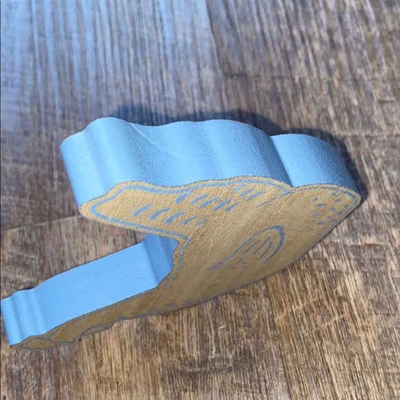 Wooden Chicken w Blue Accents - Picture 4 of 4